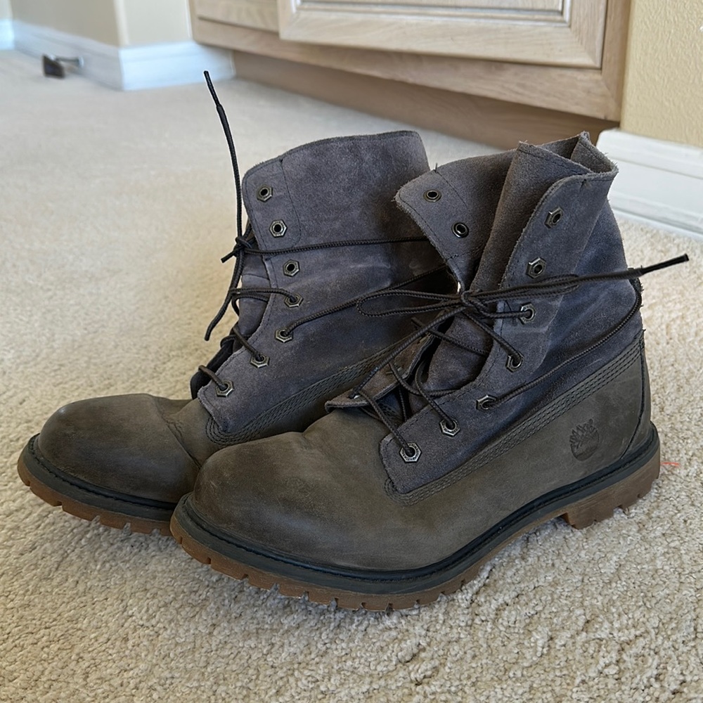 Timbland Gray Boots